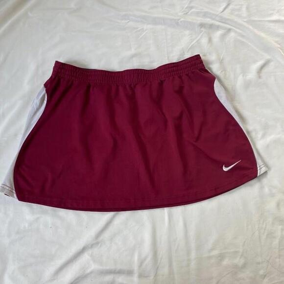 Nike Dresses & Skirts - Nike skirt